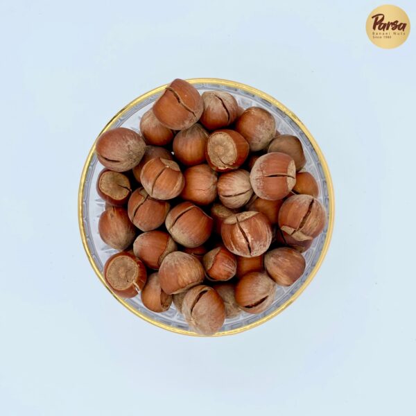 فندوق قمی خام